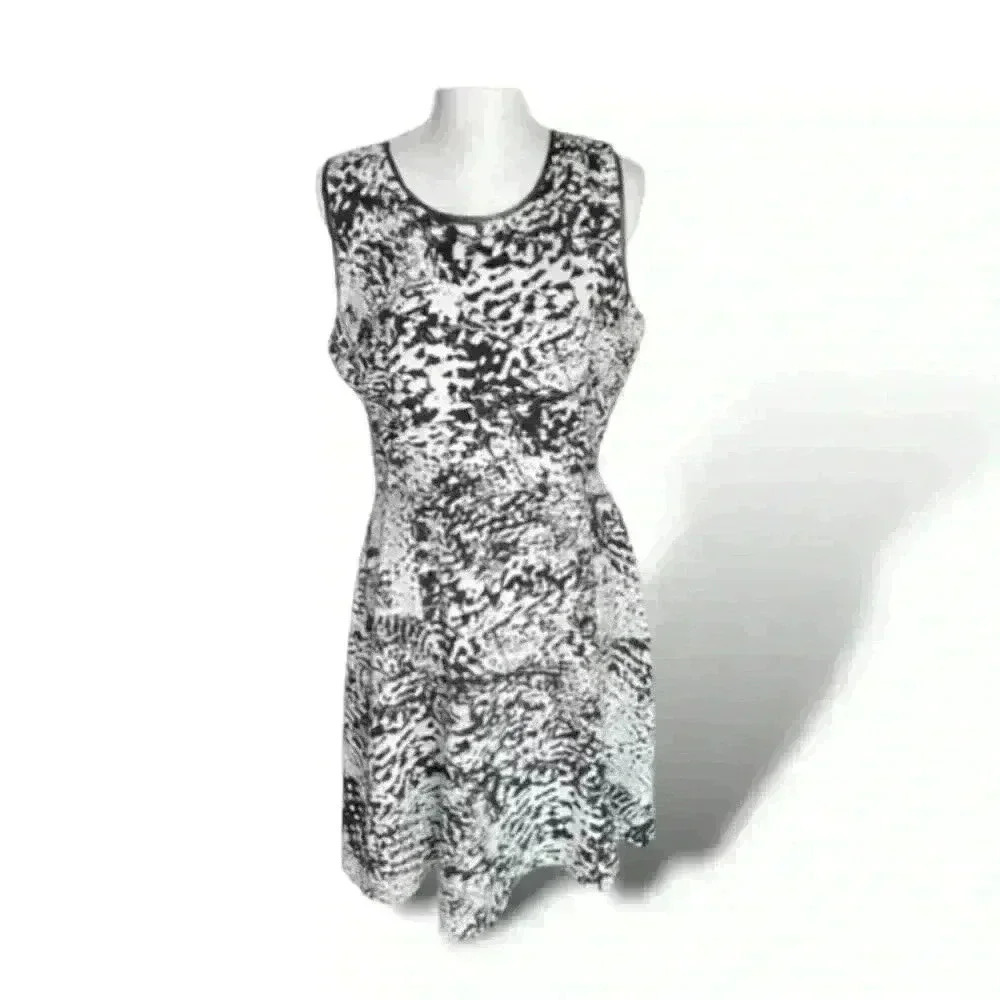 Calvin Klein Black and White Dress size 12​​